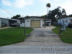 277 E Ariel Rd., Oak Hill, FL 32759