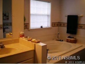 2603 Tamarind Dr., Edgewater, FL 32141