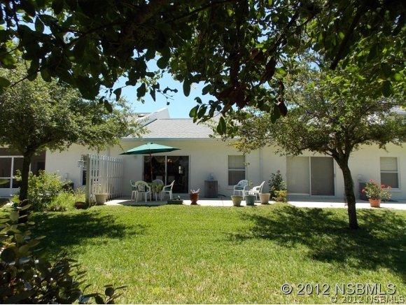 2235 Candlewood Ln., New Smyrna Beach, FL 32168