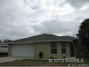 147 Gary Ave., Oak Hill, FL 32759