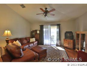 318 Two Oaks Dr., Edgewater, FL 32141