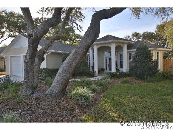 817 E 7th Ave., New Smyrna Beach, FL 32169