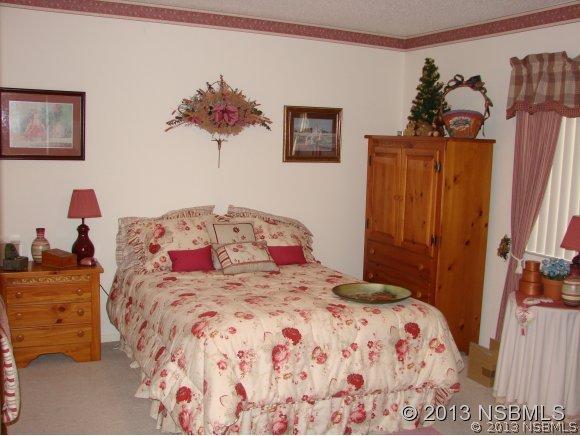 2303 Kumquat Dr., Edgewater, FL 32141