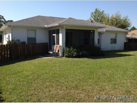 208 San Remo Cir., Edgewater, FL 32141