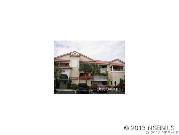 452 Bouchelle Dr. #205, New Smyrna Beach, FL 32169