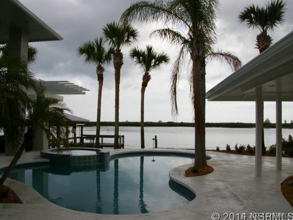 1215 Commodore Dr., New Smyrna Beach, FL 32168