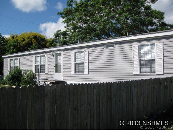 3443 Populatic St., Mims, FL 32754