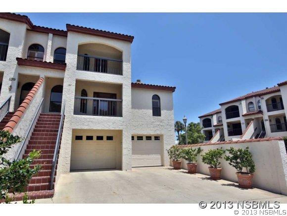 137 Marina Bay Dr., New Smyrna Beach, FL 32169