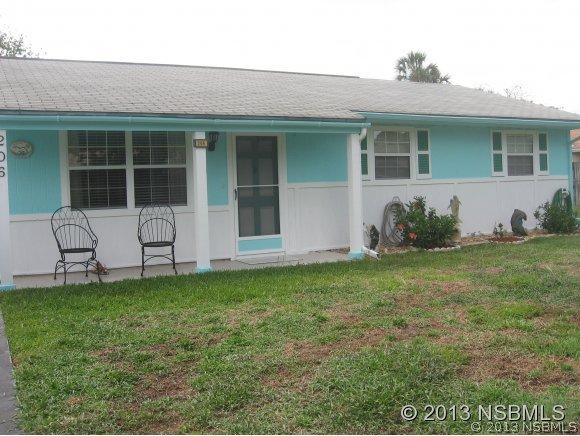 206 Cherrywood Ln., Edgewater, FL 32132