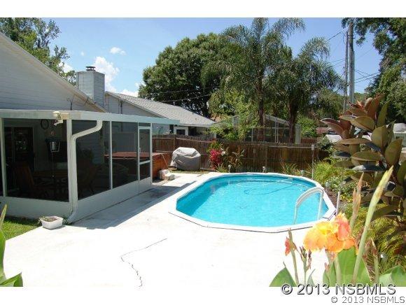 2731 Willow Oak Dr., Edgewater, FL 32141