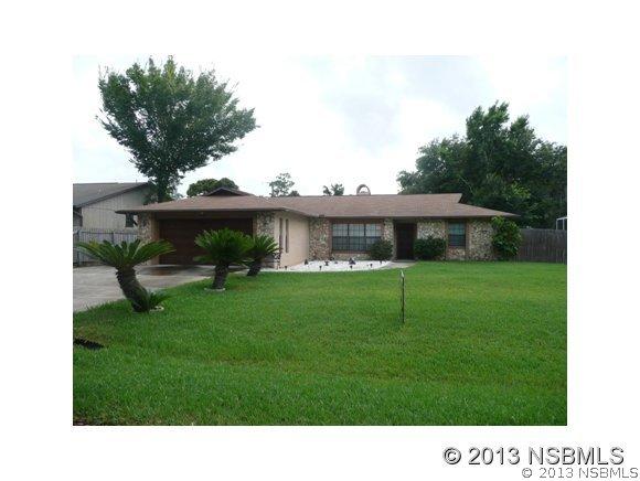 2218 Tamarind Dr., Edgewater, FL 32141