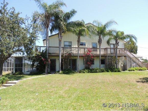 288 Randle Ave., Oak Hill, FL 32759