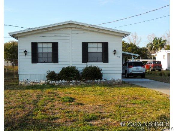 278 Randle Ave., Oak Hill, FL 32759