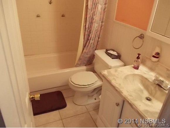 1720 Queen Palm Dr., Edgewater, FL 32132