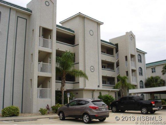 428 Bouchelle Dr. #101, New Smyrna Beach, FL 32169