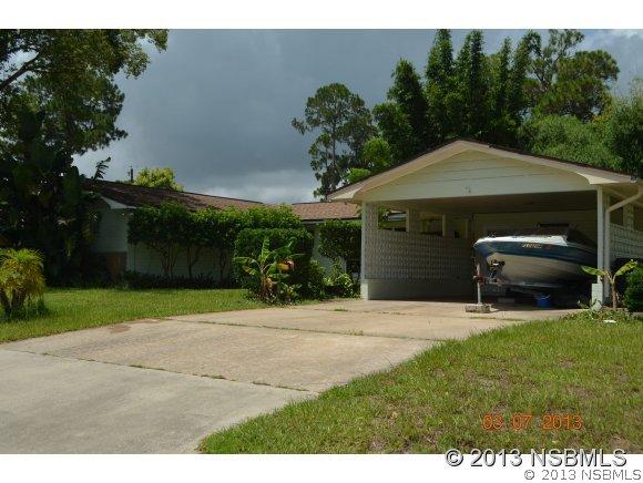 2754 Evergreen Dr., Edgewater, FL 32141