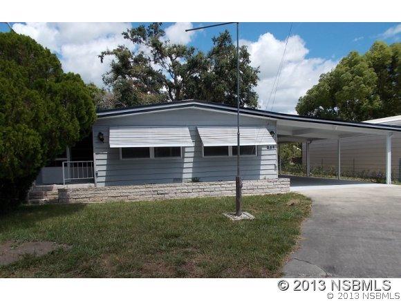 123 Pine St., Edgewater, FL 32141