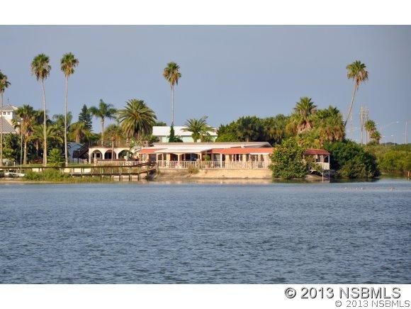 2 Richmond Dr., New Smyrna Beach, FL 32169