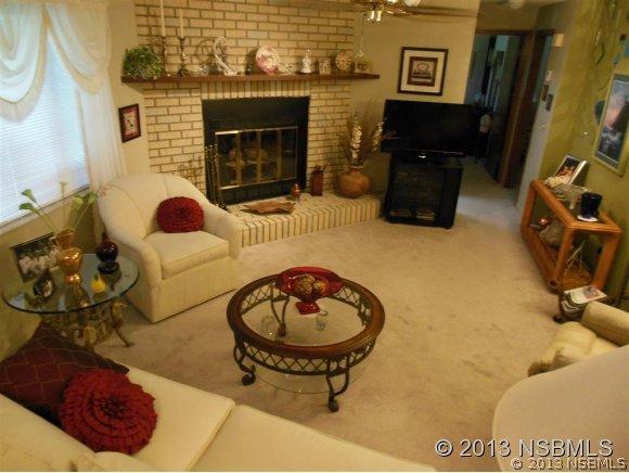 1867 Royal Palm Dr., Edgewater, FL 32141