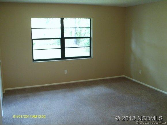 3011 Willow Oak Dr., Edgewater, FL 32141