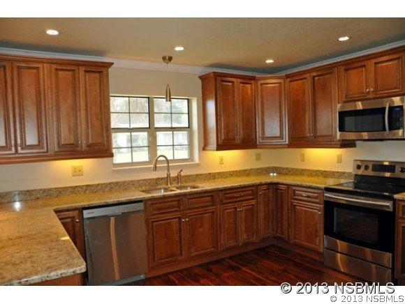 125 Hazelwood River Rd., Edgewater, FL 32141