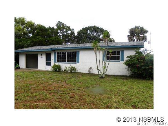 1907 Juniper Dr., Edgewater, FL 32141