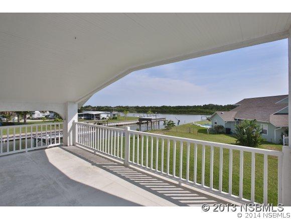 240 Gary Ave., Oak Hill, FL 32759