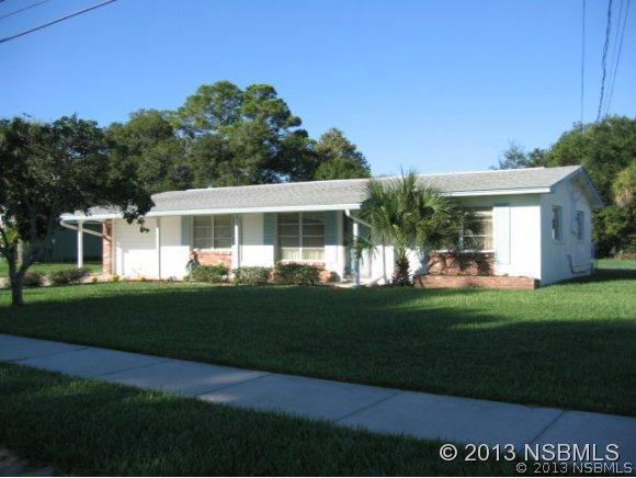 808 Fairway Dr., New Smyrna Beach, FL 32168