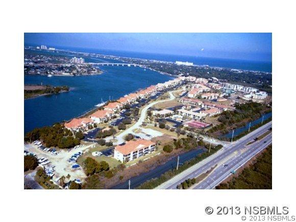 424 Bouchelle Dr. #303, New Smyrna Beach, FL 32169