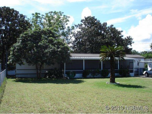 157 Hann St., Oak Hill, FL 32759