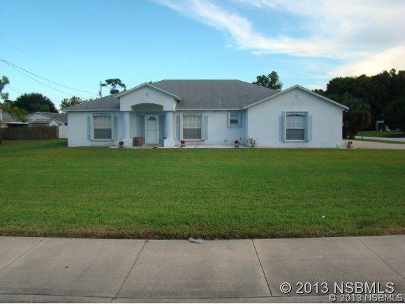 1845 Victory Palm Dr., Edgewater, FL 32141