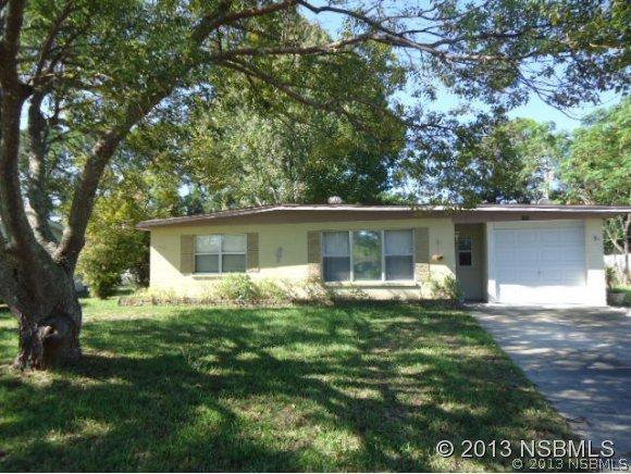 1852 Evergreen Dr., Edgewater, FL 32141