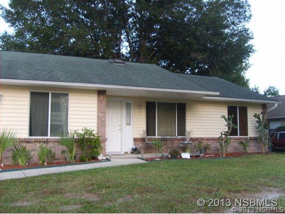 2421 Tamarind Dr., Edgewater, FL 32141