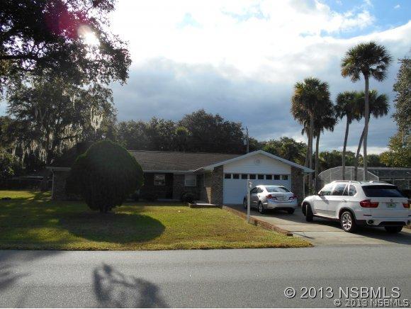 1912 Kumquat Dr., Edgewater, FL 32141