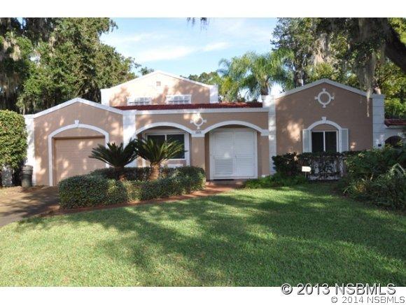 1413 Live Oak St., New Smyrna Beach, FL 32168