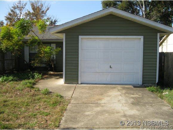 1916 Fern Palm Dr., Edgewater, FL 32141