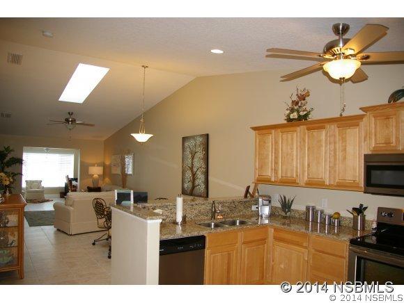 2288 Hawks Cove Cir., New Smyrna Beach, FL 32168