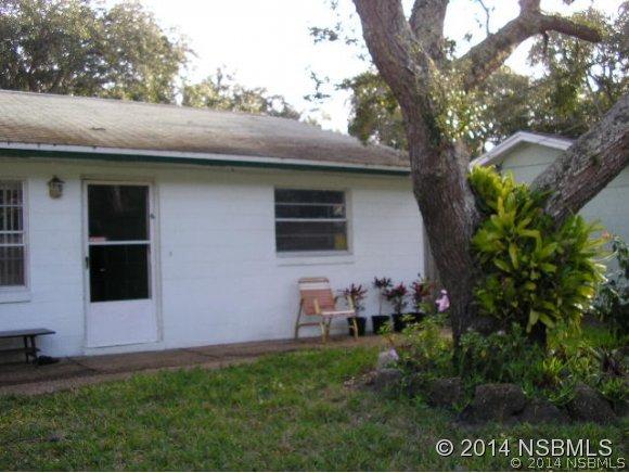 803 E 18th Ave., New Smyrna Beach, FL 32169