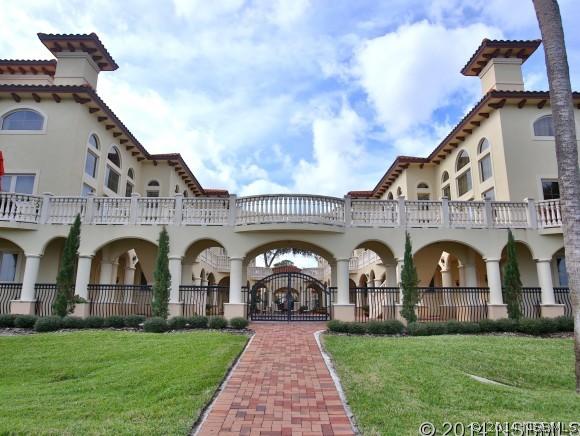 5090 Riverside Dr. #105, Port Orange, FL 32127