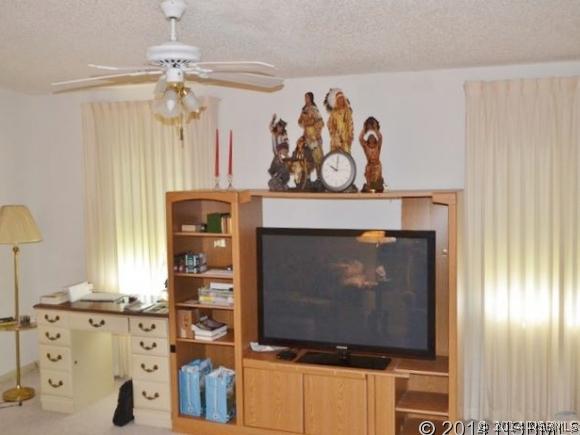 216 Schooner Ave., Edgewater, FL 32141