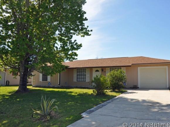 310 Cherrywood Ln., Edgewater, FL 32132