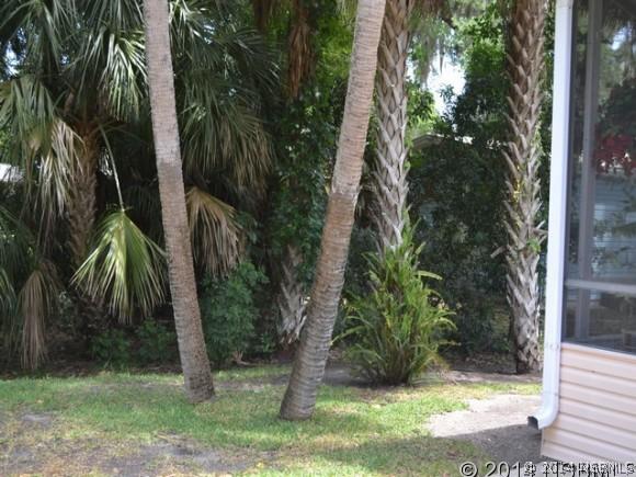 527 Starboard Ave., Edgewater, FL 32141