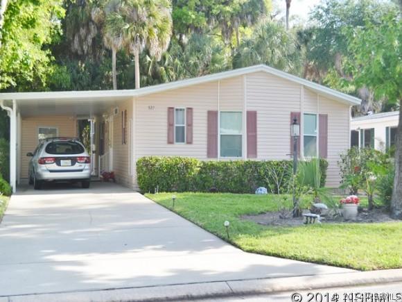 527 Starboard Ave., Edgewater, FL 32141