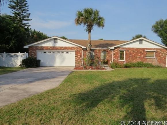 61 Cunningham Dr., New Smyrna Beach, FL 32168