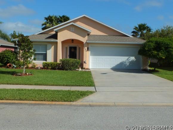 223 Two Oaks Dr., Edgewater, FL 32141