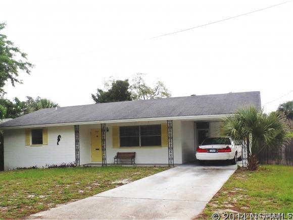 907 New York St., Edgewater, FL 32132