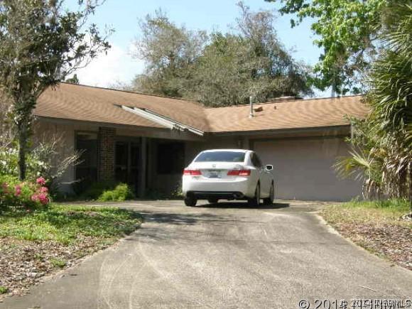 504 Boxwood Ln., New Smyrna Beach, FL 32168