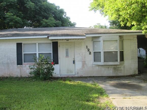 122 Landis St., New Smyrna Beach, FL 32168