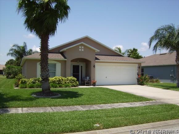 314 Two Oaks Dr., Edgewater, FL 32141