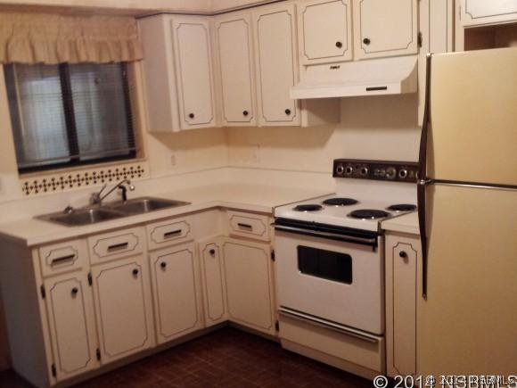 1863 Mango Tree Dr., Edgewater, FL 32141